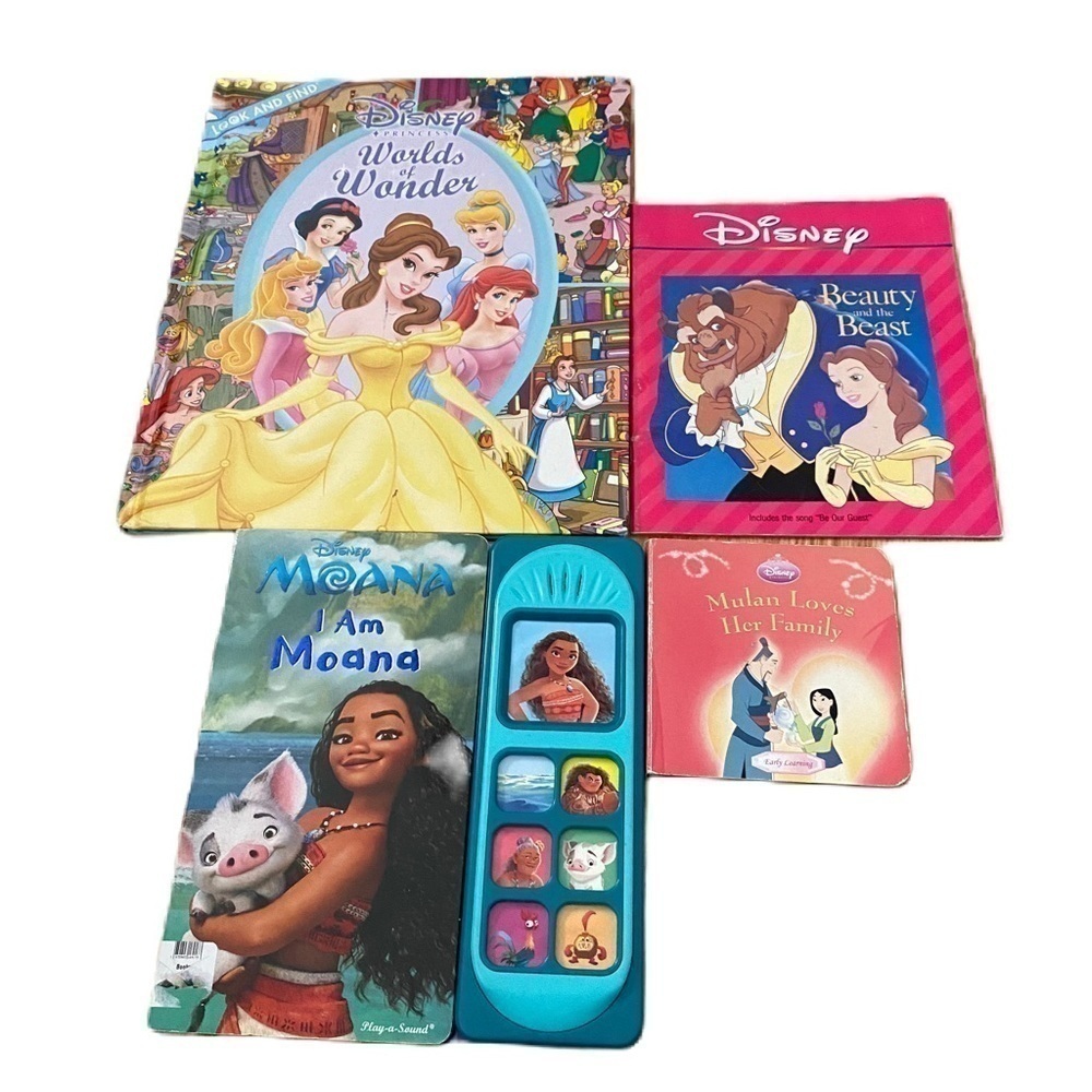 Disney Book Bundle Lot Princess Moana Musical Look & Find Belle Beauty & Beast